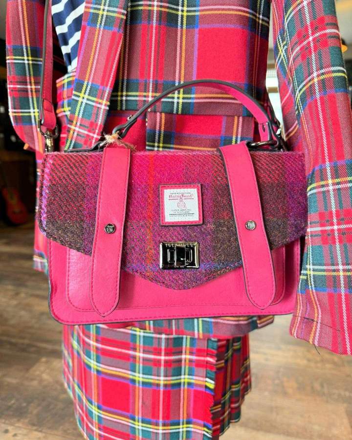 Des accessoires de mode à acheter en magasin et en ligne France